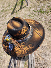 Load image into Gallery viewer, The "Reaching for Ya" Lid