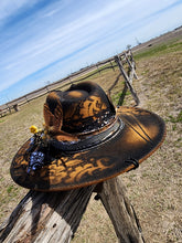 Load image into Gallery viewer, The "Reaching for Ya" Lid