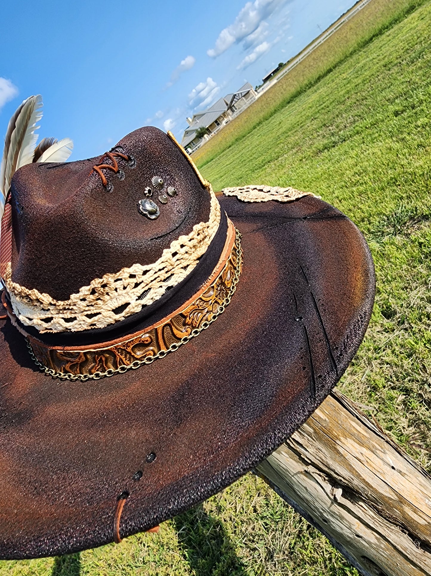 The "Smoke & Lace" Lid