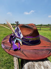 Load image into Gallery viewer, The &quot;Beverly Hills&quot; Lid
