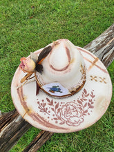 Load image into Gallery viewer, The &quot; Pretty Girl Era&quot; Lid
