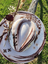 Load image into Gallery viewer, The &quot;Fun Lovin&quot; Lid
