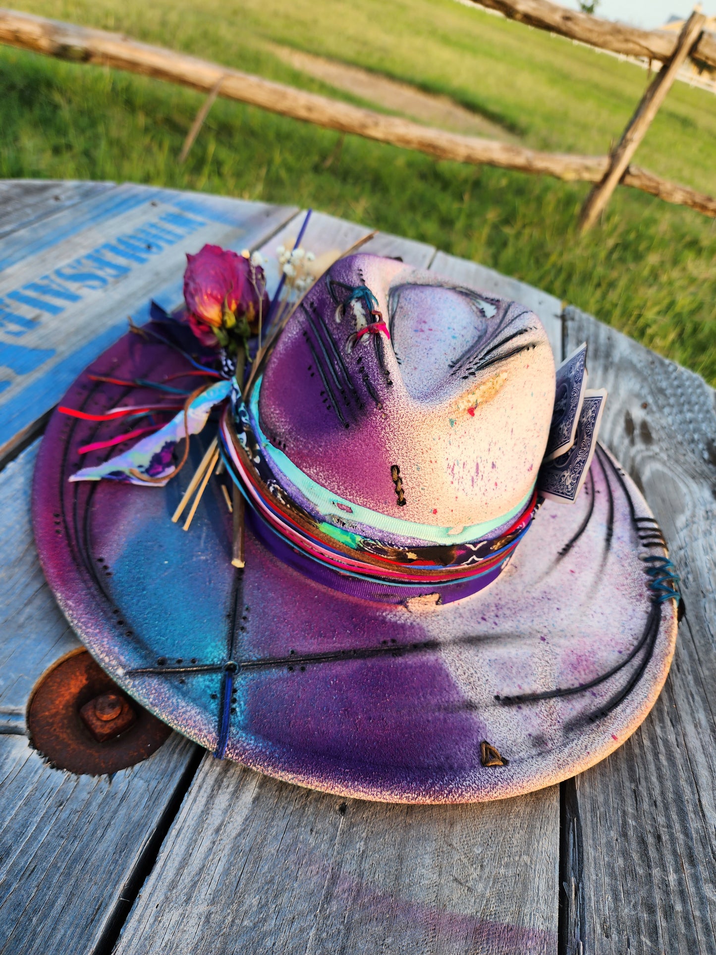 The "Hippies & Cowboys" Lid