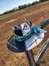 Load image into Gallery viewer, The &quot;Popular Monster&quot; Lid
