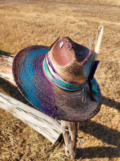 The "Everything She Ain't" Lid