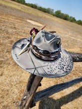 Load image into Gallery viewer, The &quot;I&#39;m the Only One&quot; Lid
