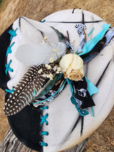 Load image into Gallery viewer, The &quot;Favor&quot; Lid
