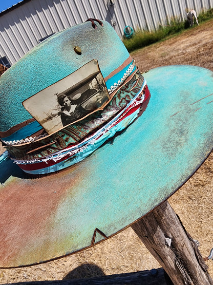The "Call of the Wild" Lid