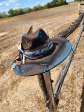 Load image into Gallery viewer, The &quot;Sisters of the Moon&quot; Lid
