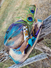 Load image into Gallery viewer, The &quot;Angels&quot; Lid
