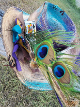 Load image into Gallery viewer, The &quot;Angels&quot; Lid
