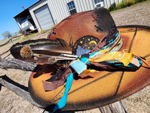 Load image into Gallery viewer, The &quot;Standing Room Only&quot; Lid
