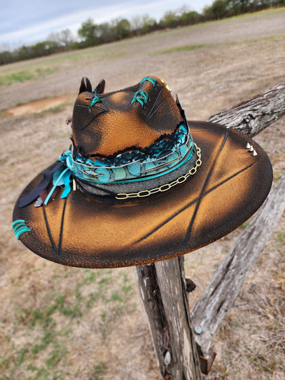 The "Pretty Little Poison" Lid