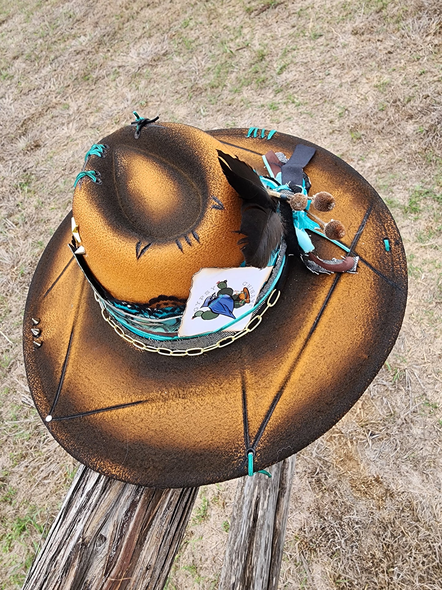 The "Pretty Little Poison" Lid