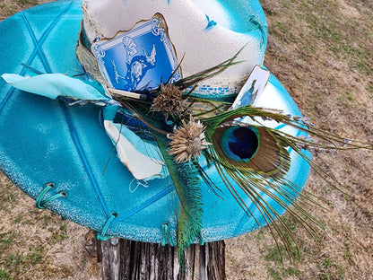 The "Blue Eyes" Lid