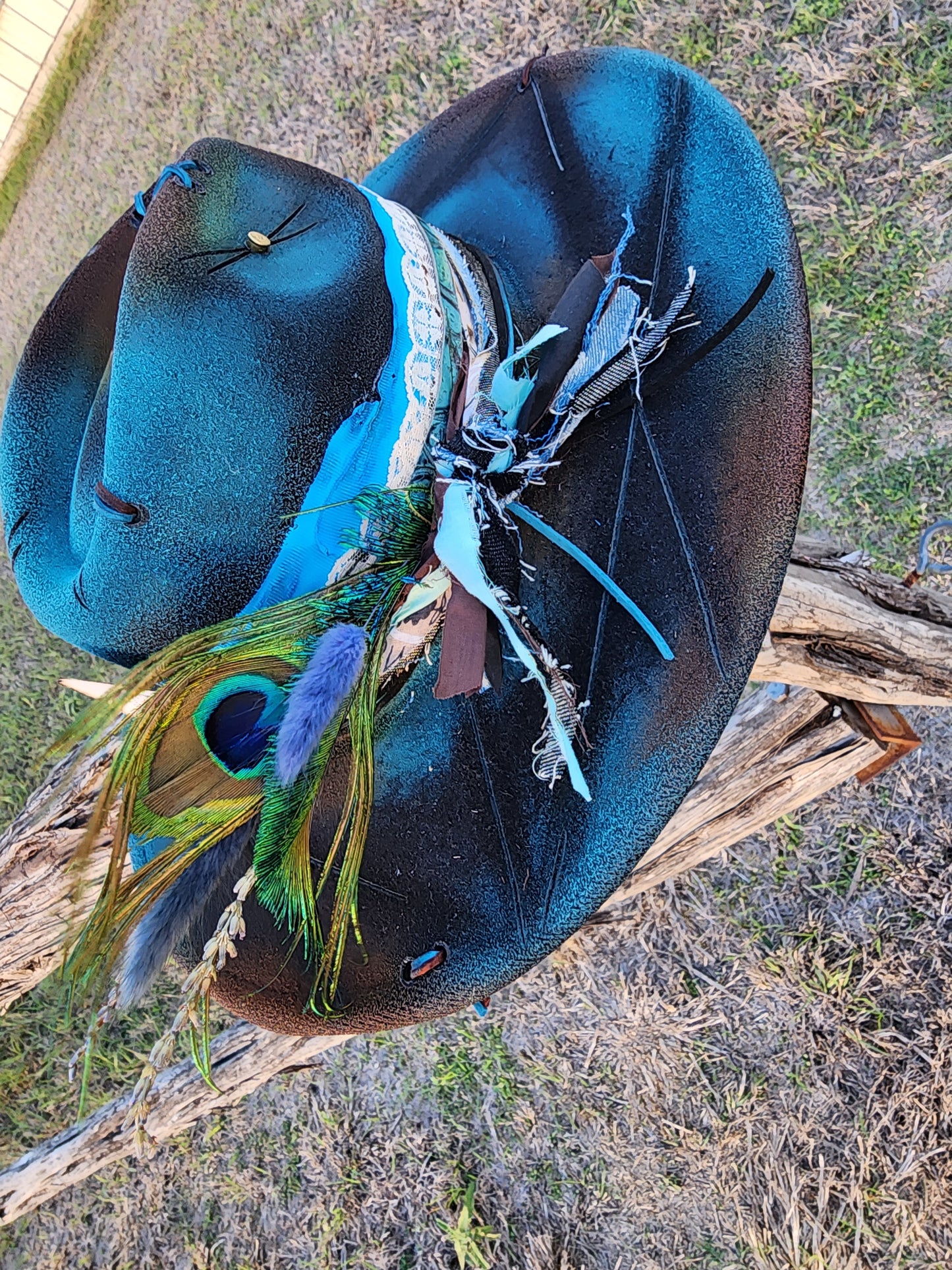 The "Weak-end" Lid