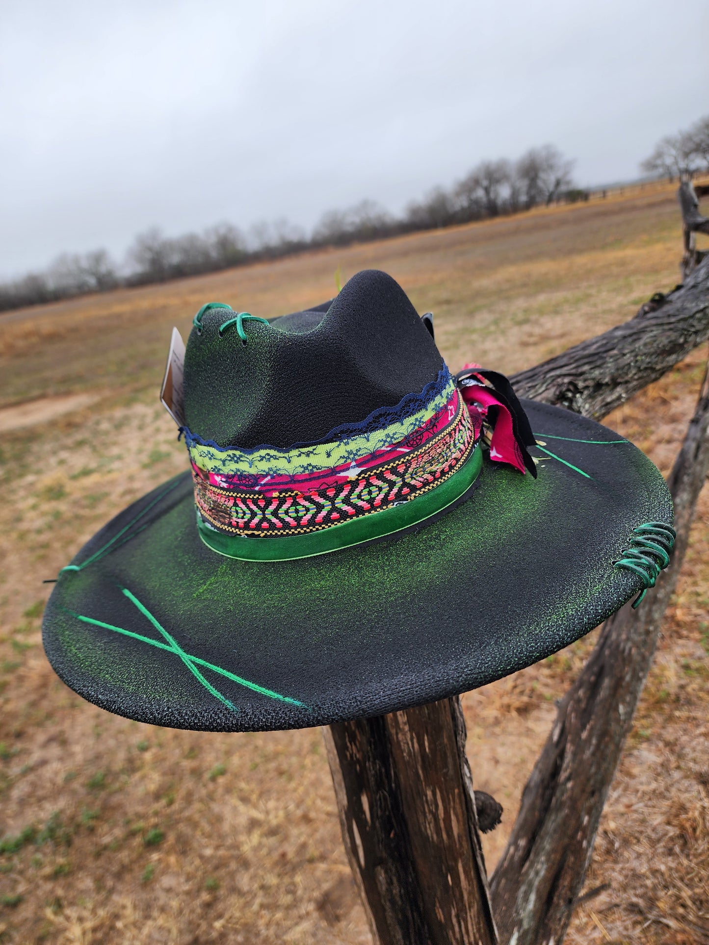 The "Callin' to Yuh" Lid