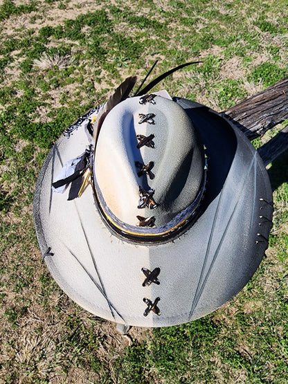 The "Hands" Lid