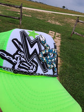 Load image into Gallery viewer, Rockin&#39; Snake patched trucker cap

