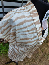 Load image into Gallery viewer, Cream &amp; Taupe Tiger striped top
