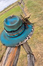 Load image into Gallery viewer, The &quot;Retouch&quot; Lid
