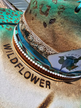 Load image into Gallery viewer, The &quot;WildFlower Woman&quot; Lid
