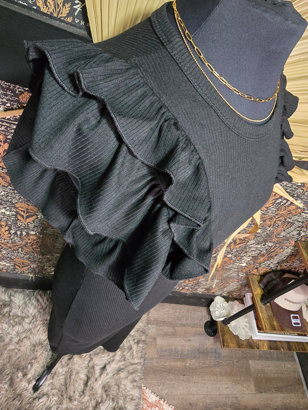 Black dress w/ ruffle sleeves