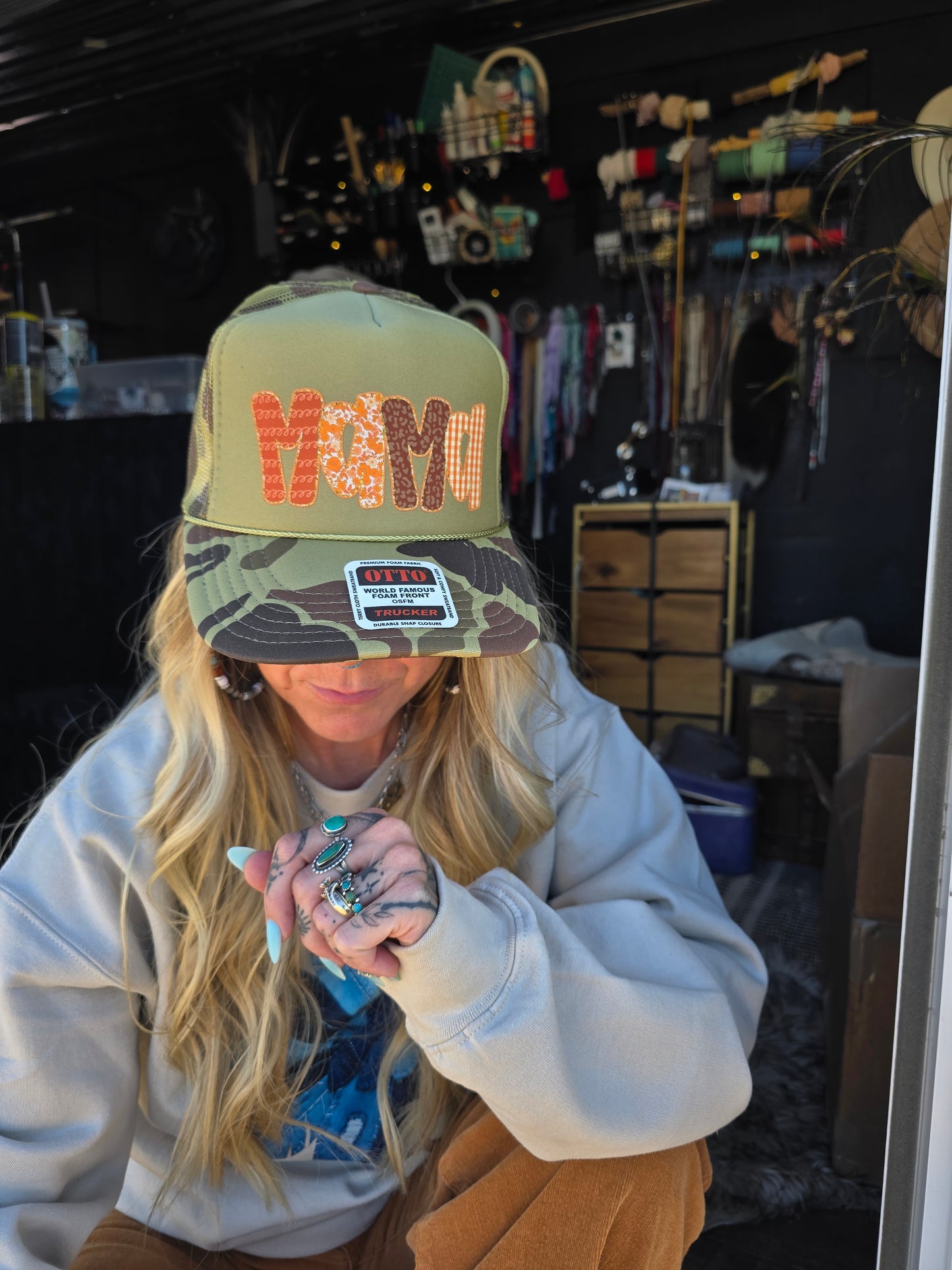 FaLL Mama Trucker