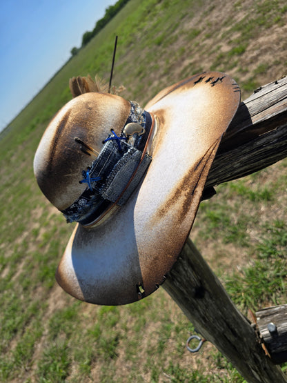 The "Amarillo Armadillo" Lid