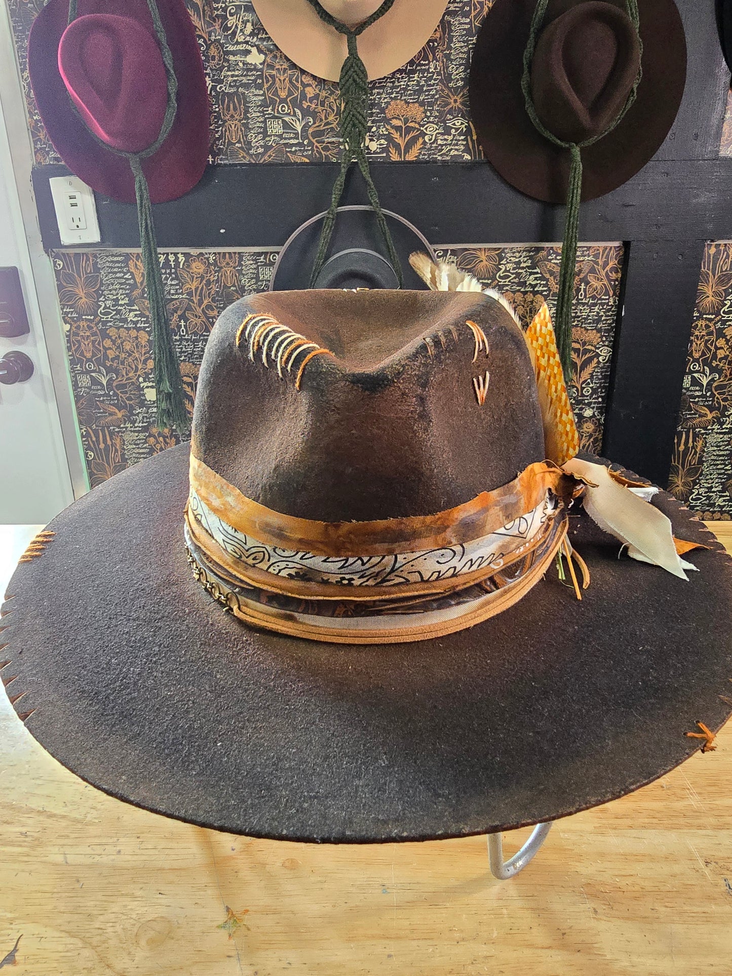 The "Sawed & Stitched" Lid