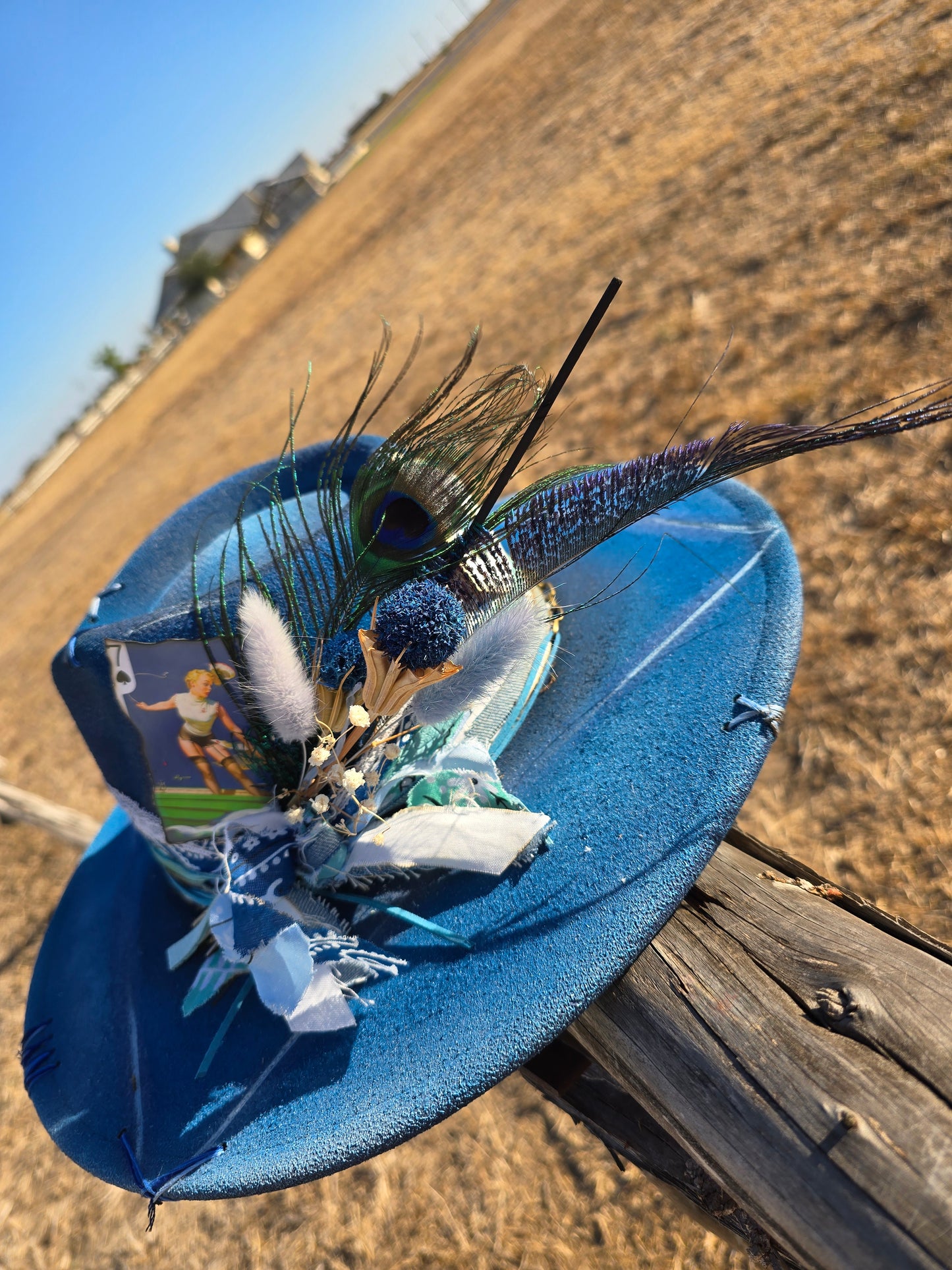 The "Blue Bonnet Dreams" Lid