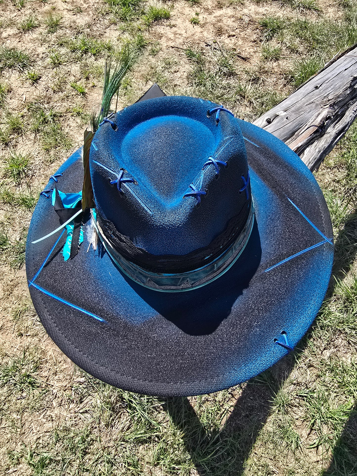 The "Blink Twice" Lid