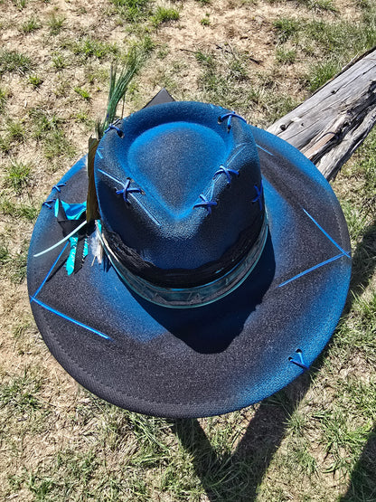 The "Blink Twice" Lid