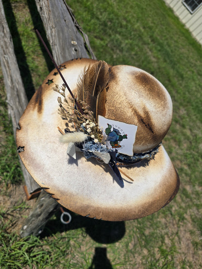 The "Amarillo Armadillo" Lid