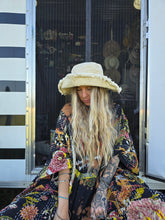 Load image into Gallery viewer, The &quot;Shade Me&quot; Bucket Lid
