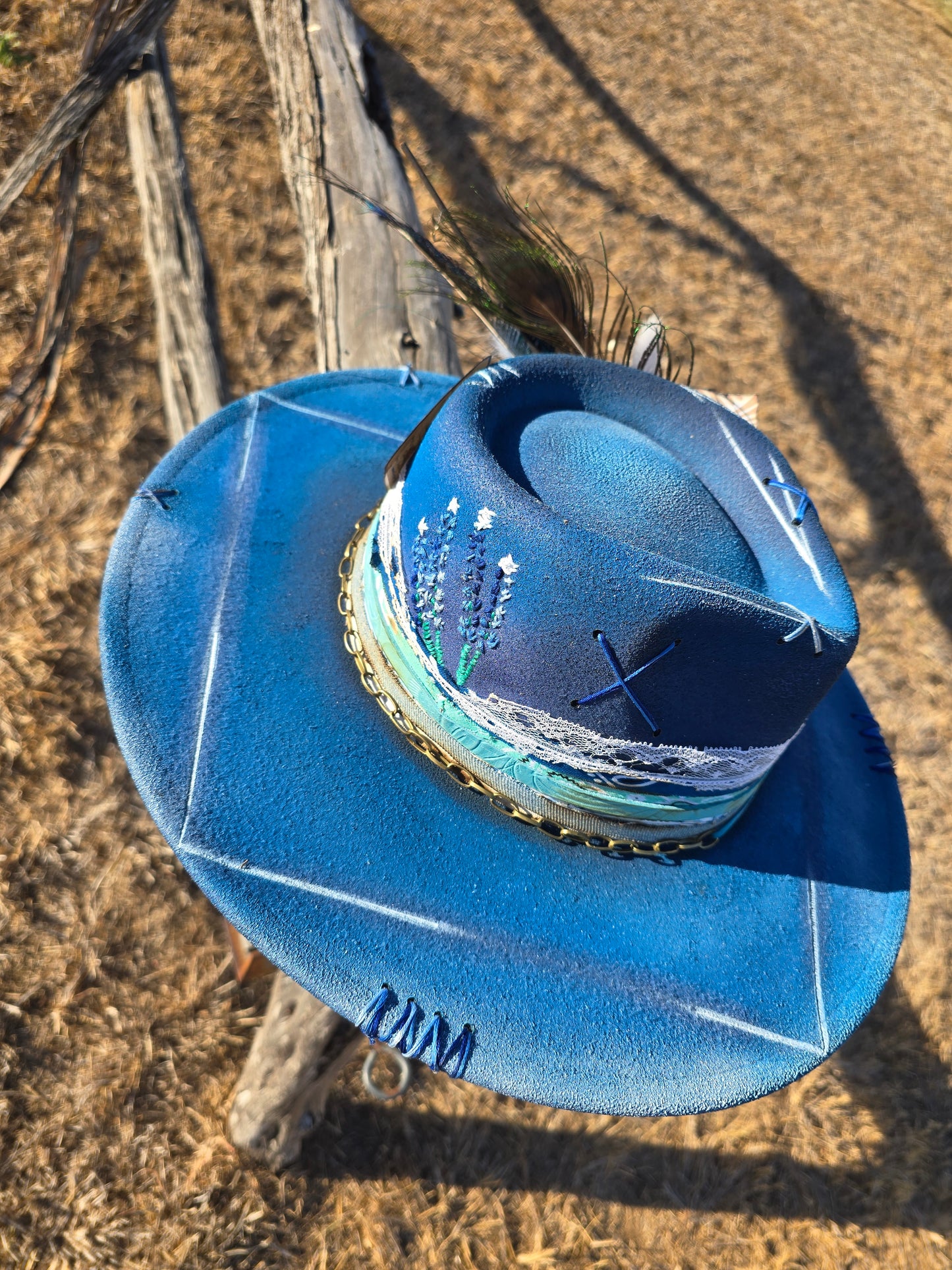 The "Blue Bonnet Dreams" Lid