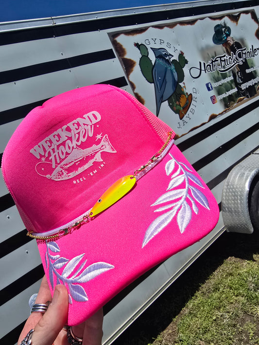 Weekend Hooker Cap & Chain