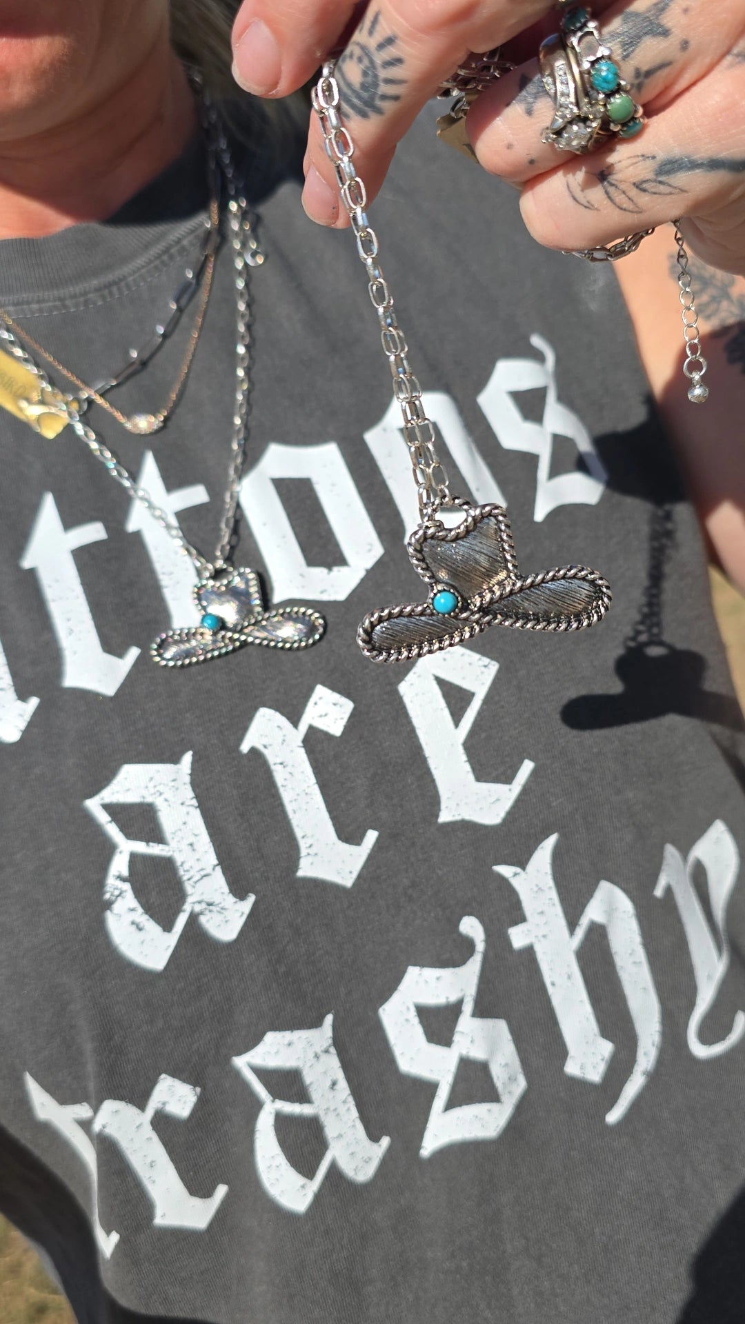 Hats off necklace