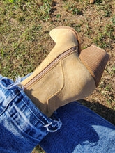 Load image into Gallery viewer, The &quot;High Steppin&quot; Booties
