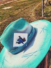 Load image into Gallery viewer, The &quot;Glitz&quot; Lid
