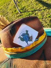 Load image into Gallery viewer, The &quot;Gold Dust Woman&quot; Lid
