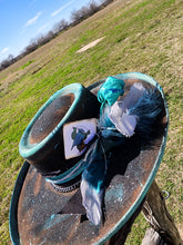 Load image into Gallery viewer, The &quot;Jaded&quot; Lid
