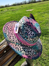 Load image into Gallery viewer, Valerie G
