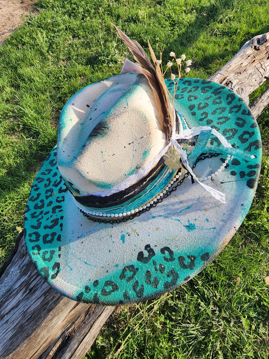 The "Dime Store Cowgirl" lid