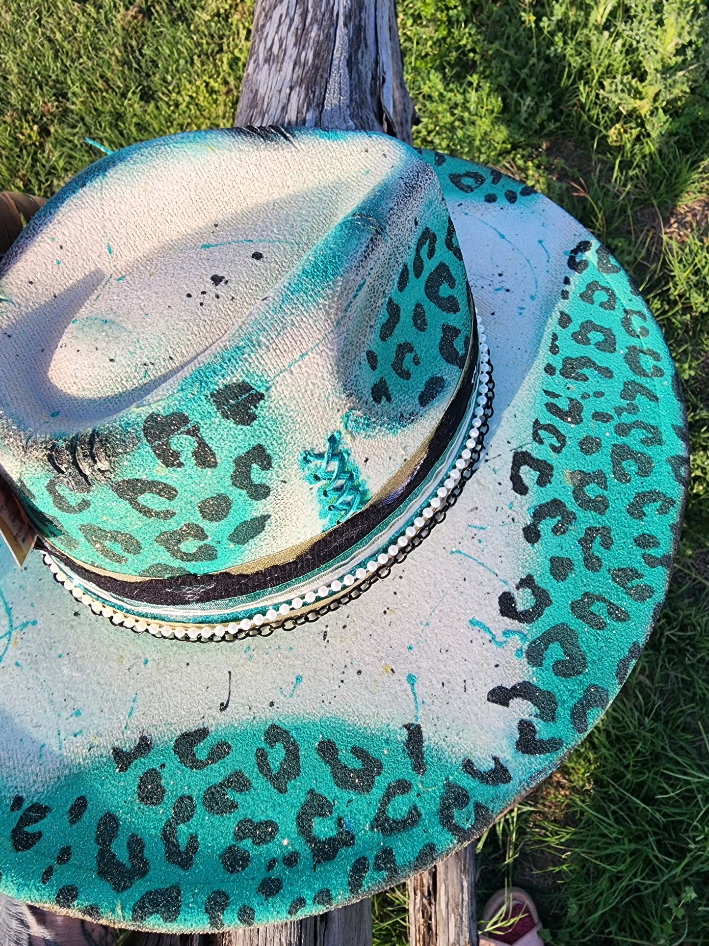 The "Dime Store Cowgirl" lid