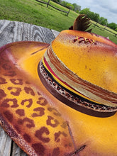 Load image into Gallery viewer, The &quot;Mood&quot; Lid
