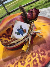 Load image into Gallery viewer, The &quot;Mood&quot; Lid
