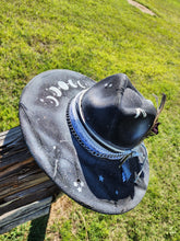 Load image into Gallery viewer, The &quot;Moon Phases&quot; Lid
